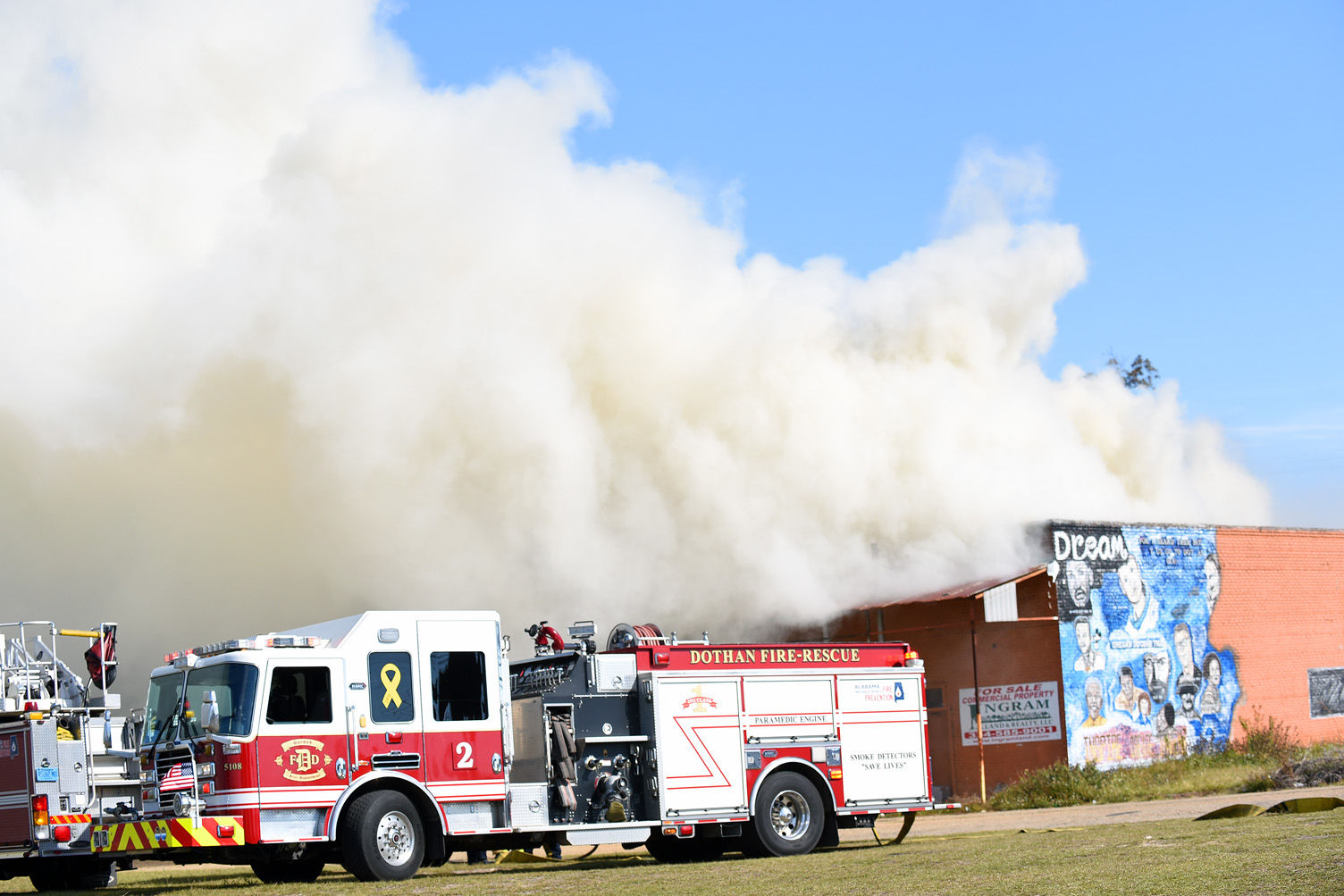Fire destroys Meadow Gold building